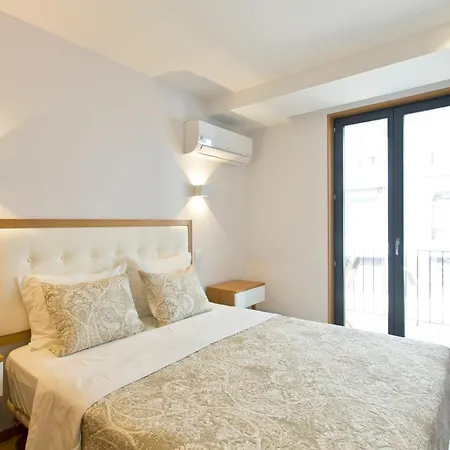 Apartment Charming In 50 M² Modern Comfort Porto