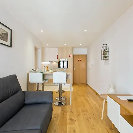 Lägenhet Charming In - 50 M² - Modern Comfort Oporto
